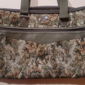 Vintage Jordache Green and Brown Floral Travel Bag Size 21x13x7